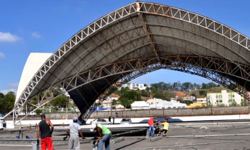 Começa a montagem dos estandes da 20ª Flumisul