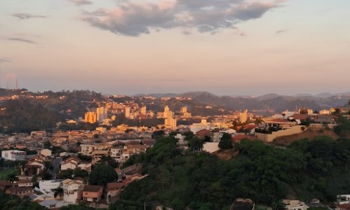 Comércio de Barra Mansa se prepara para mais um Dia das Mães repleto de emoção e otimismo