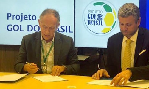 Prefeito de BM assina termo de parceria com a CBF 