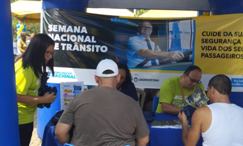 Centro de Saúde do Trabalhador com sede em Volta Redonda faz ação voltada para caminhoneiros