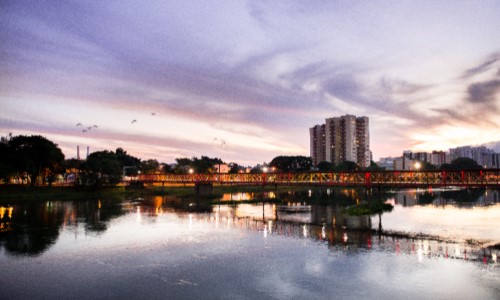 Exposição e roda de samba marcam aniversário de 121 anos da Ponte Velha em Resende