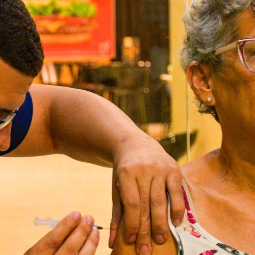 Resende vacina todos os grupos prioritários elegíveis contra a Influenza