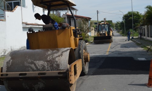 Secretaria de Obras de Porto Real realiza recuperação asfáltica nos bairros Freitas Soares e Fátima