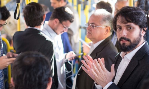 Primeiro ônibus elétrico público do país começa circular em VR