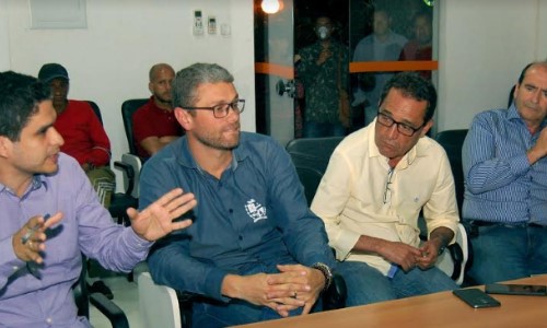 Pátio de Manobras: Prefeitura de BM, MPF, DNIT e moradores discutem área para assentamento de novas casas 