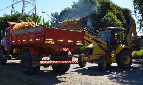 Porto Real reforça trabalho de limpeza urbana