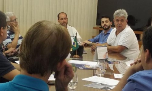 Vereadores se reúnem com diretoria da CDL-BM