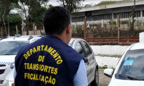 Coortran realiza fiscalização da frota de táxis de Barra Mansa