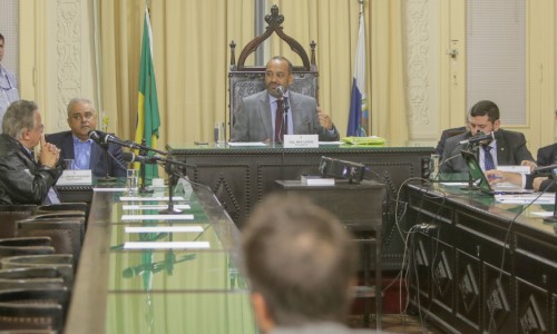 CPI do gás discute redução do preço do gás natural no estado