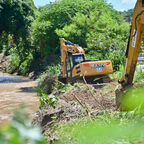 BM: Bairro Nova Esperança recebe ações do Programa Limpa Rio