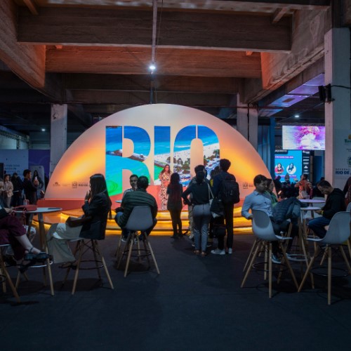 Turismo do Estado do RJ se conecta com o futuro no Rio Innovation Week 2025