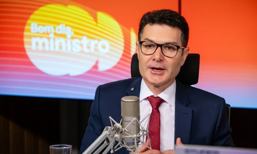 Jader Filho: governo federal estuda novo modelo para reduzir tarifas e ampliar acesso ao transporte público