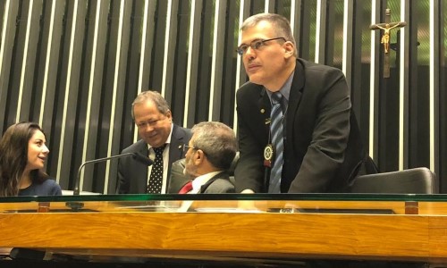 Deputado Furtado pede criação de frente parlamentar de defesa e valorização dos profissionais de segurança 