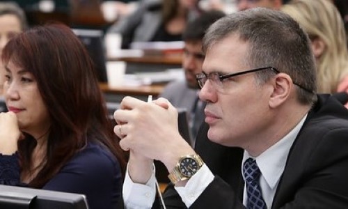 Deputado Delegado Furtado debate pacote anticrime com Ministro Sergio Moro