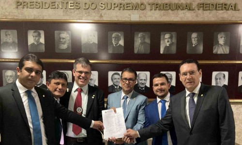  Deputado Furtado entrega manifesto favorável a prisão em segunda instância ao STF