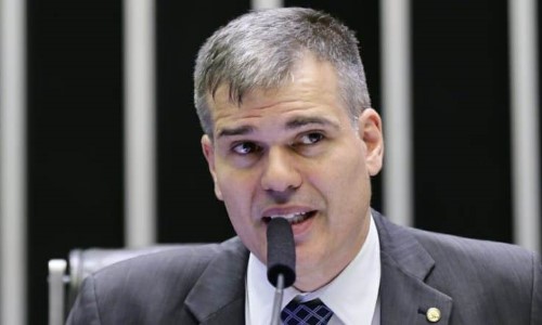 Destinação para sobra de dinheiro de Fundo Partidário é tratada em Projeto de Lei do Deputado Furtado