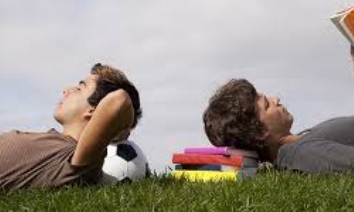 Prática de esportes auxilia no maior rendimento escolar