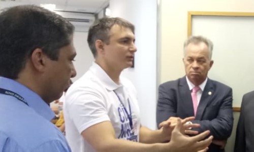 Deputado Marcelo Cabeleireiro participa de lançamento de Programa da Educação