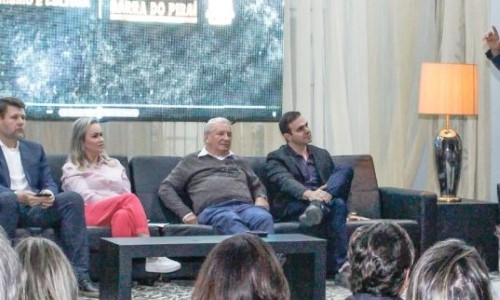 Ipiabas recebe ministra do Turismo para debater projetos para o setor