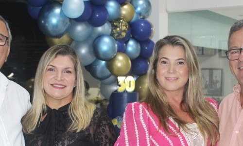 Padu Materiais de Construção celebra 30 anos de sucesso em coquetel especial na presença de familiares, amigos e clientes