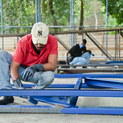 Prefeitura de BM avança com as obras da quadra esportiva do São Francisco de Assis