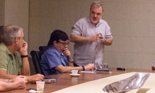 Fórum Representativo de VR recebe candidato Benevenuto Santos