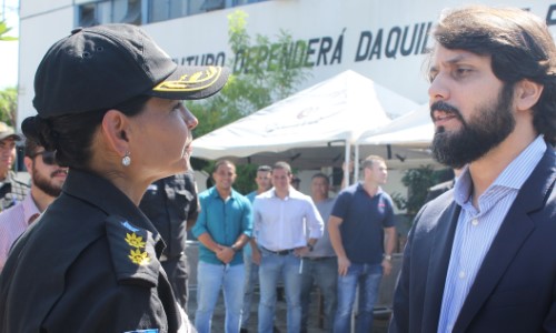 Prefeito de VR participa de cerimônia de posse da nova comandante do 28º BPM 