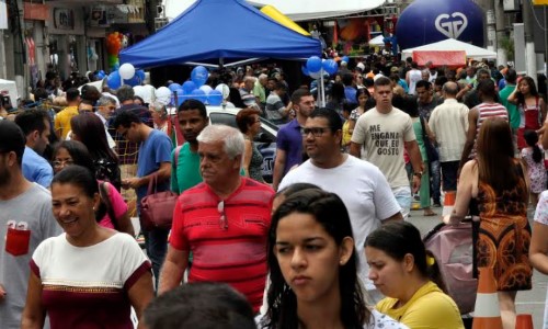 Comerciantes de Barra Mansa se preparam para Domingo de Compras