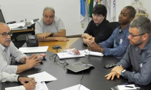 Prefeitura de BM assina termo de cooperação com UBM para descontos aos funcionários