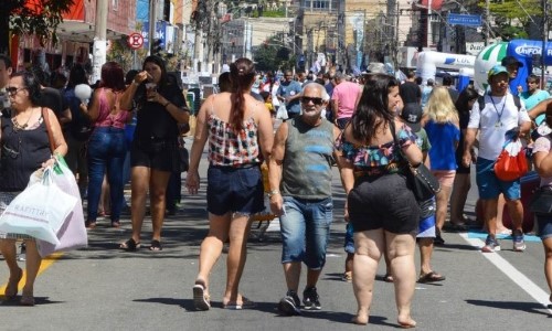 VR: Aterrado sedia Rua de Compras neste domingo