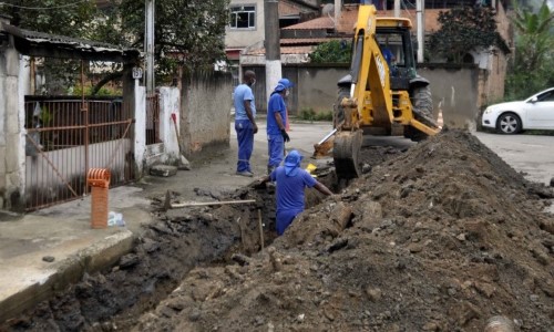 Saae-BM inicia intervenção na Rua Espírito Santo, na Vila Coringa