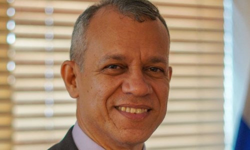 Suplente do Republicanos, Paulo Teixeira toma posse na Alerj