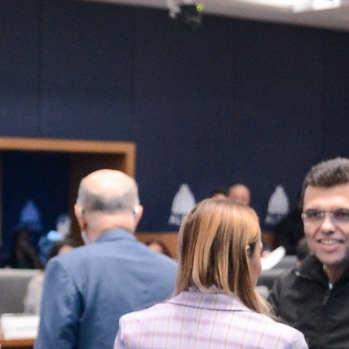 Alerj aprova projeto de Gustavo Tutuca que amplia licença para servidores com filhos com deficiência ou doença rara