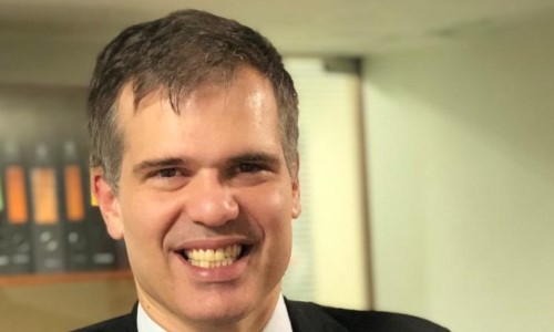  Deputado Antonio Furtado propõe ações de combate às drogas