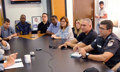  Prefeito de BM analisa ações de segurança pública